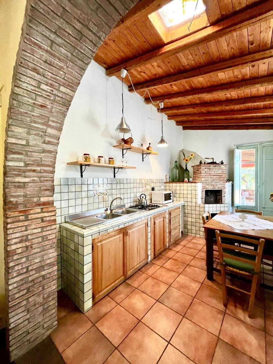 Case Di Loco Castro Agnone Bagni Exterior foto